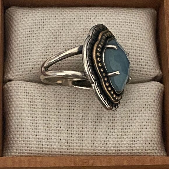 James Avery Retired Blue Heirloom Quatrefoil Ring - Picture 2 of 4